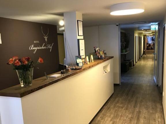 Bayrischer Hof Крефельд Экстерьер фото